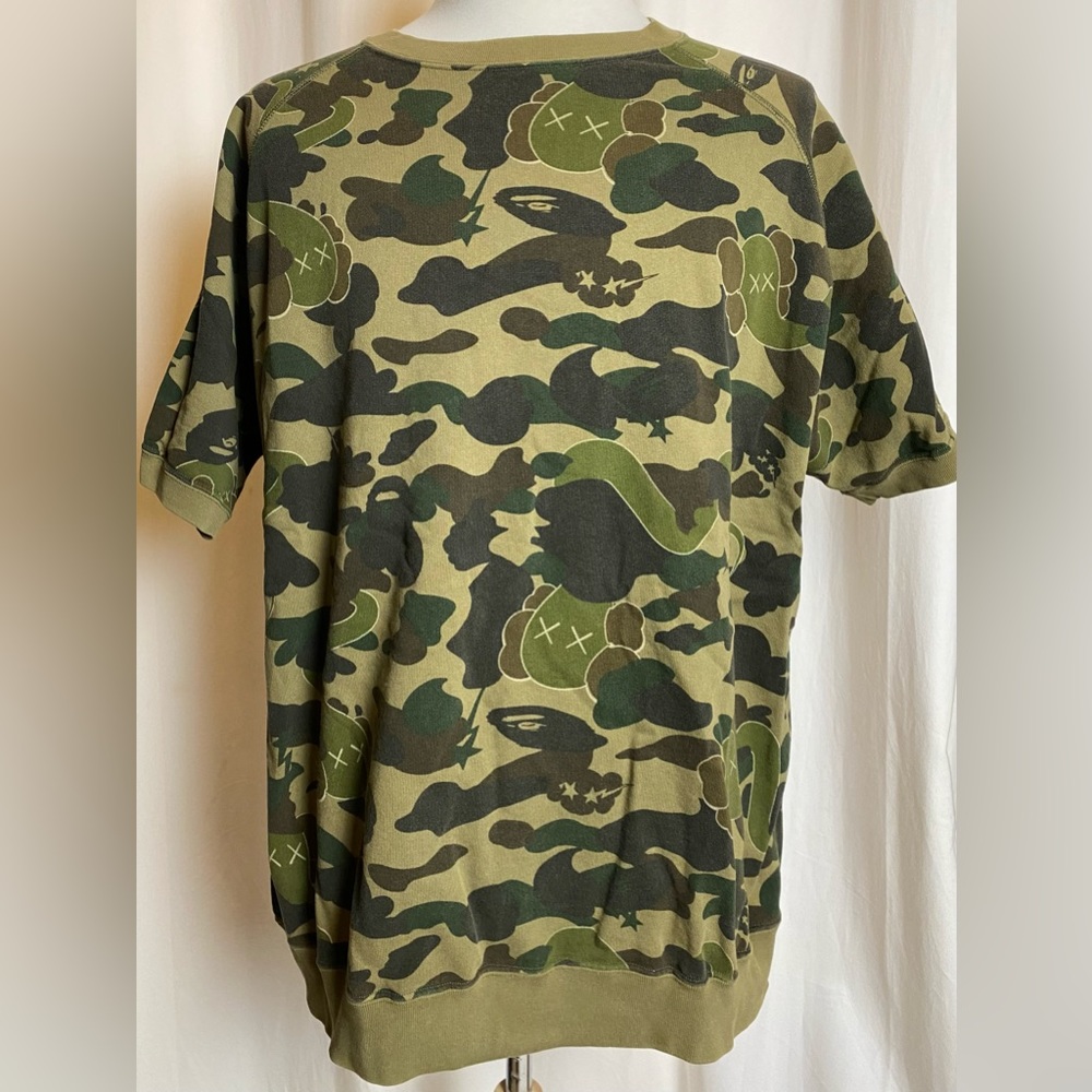Vintage A Bathing Ape Bape Kaws Bendy Camo Short Sleeve Men’s XL Sweater Rare